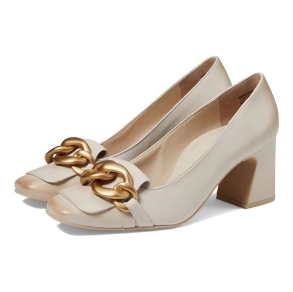Paul Green Cream Leather Block Heels with Gold Accent Chain Loafer Toe NWT 7.5US